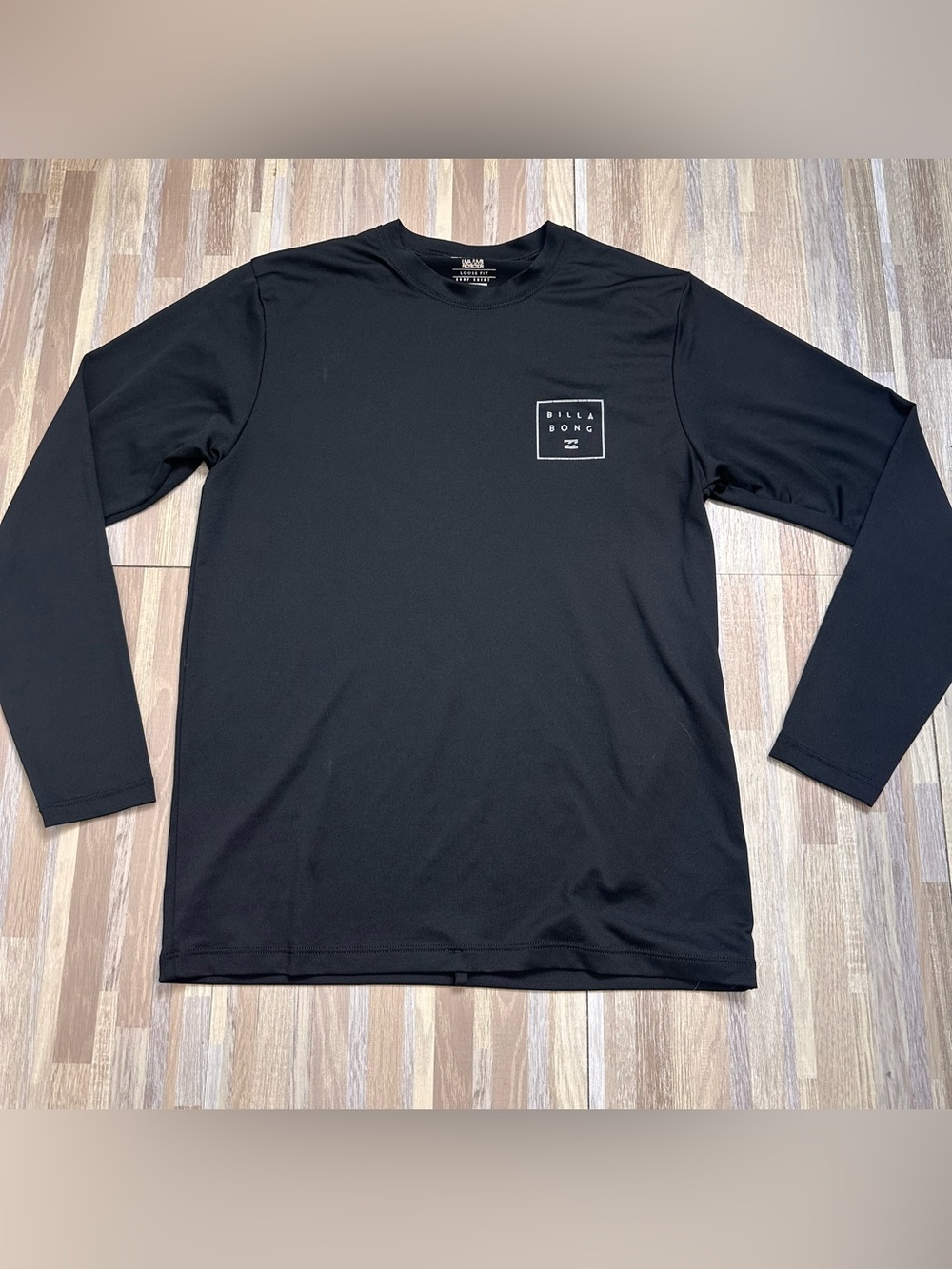 Billabong Men’s Black Long Sleeve Loose Fit Crew Neck Surf Shirt Size Medium